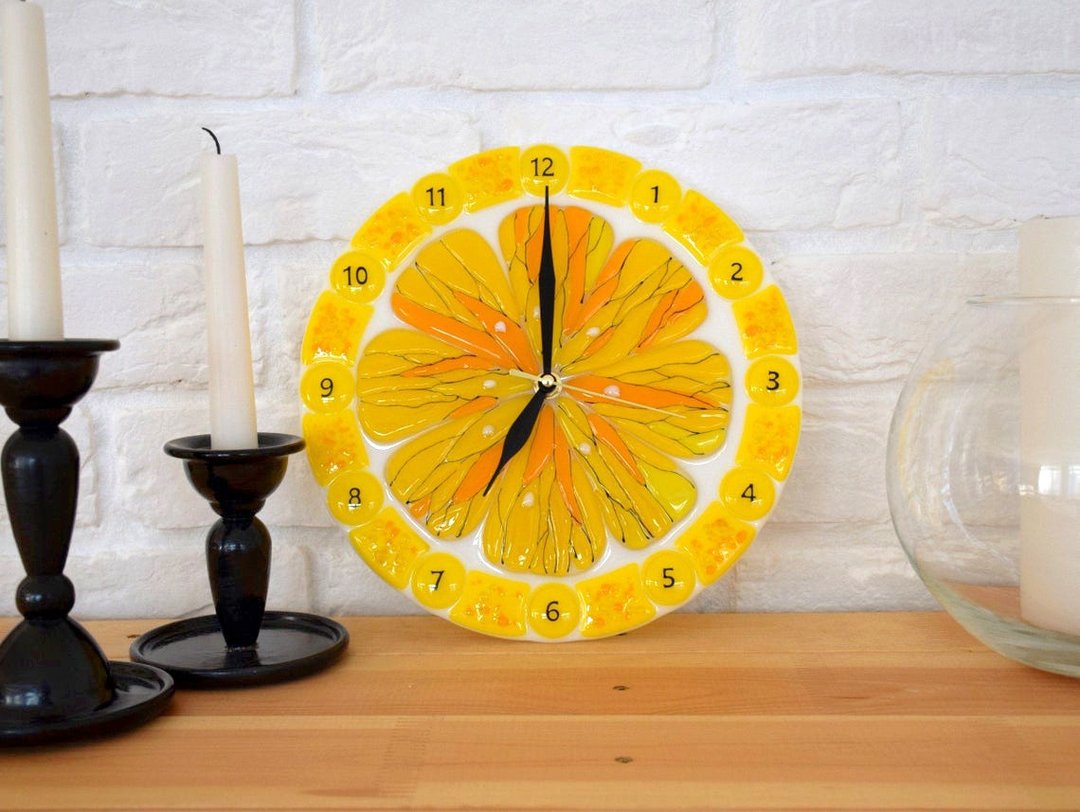 Unusual home decor for kitchen - Unique wall clock for kitchen - 时钟/闹钟 - 玻璃 黄色