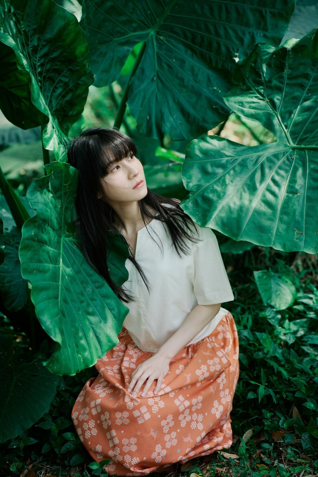 印花乐X连俞涵 低腰线拼接长洋装/花开原野/百合橙花/山羌阅览室 - 洋装/连衣裙 - 棉 橘色
