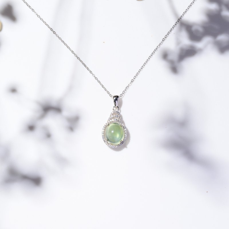 波光粼粼|葡萄石 放光感 心轮 宝石项链 925纯银 - 项链 - 半宝石 绿色