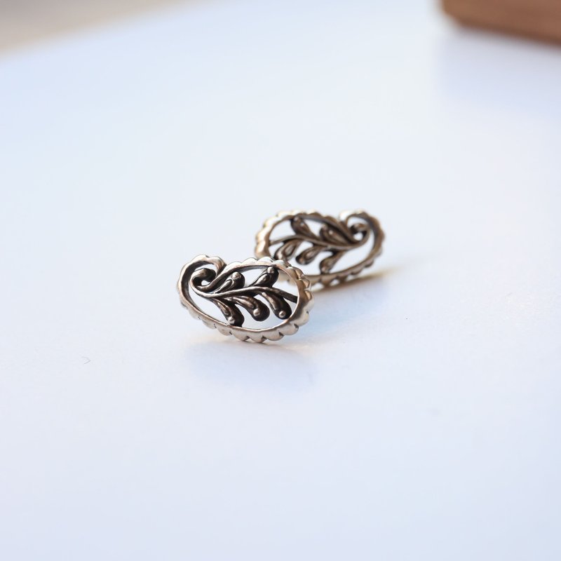 纯银古典佩斯利 Paisley 耳环 腰果花 变形虫 - 耳环/耳夹 - 其他金属 银色