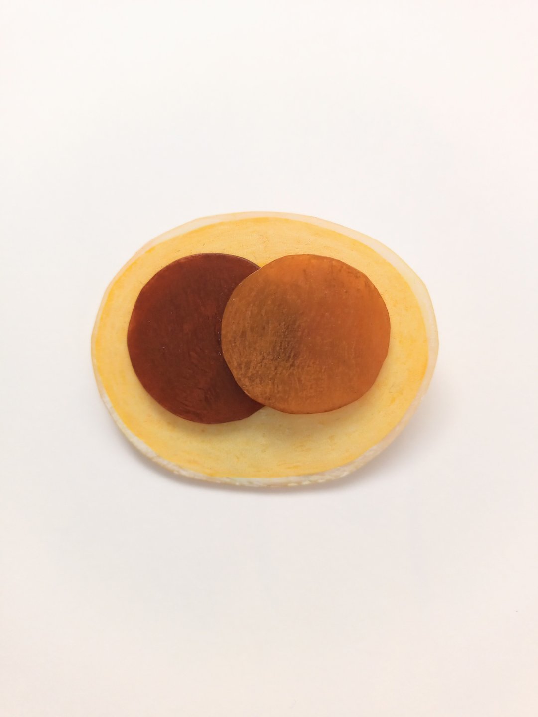Henteco brooch cookie - 胸针 - 塑料 黄色