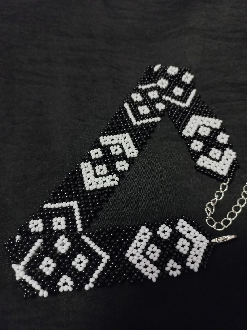 乌克兰项链珠子黑白手工饰品 - 项链 - 琉璃 多色