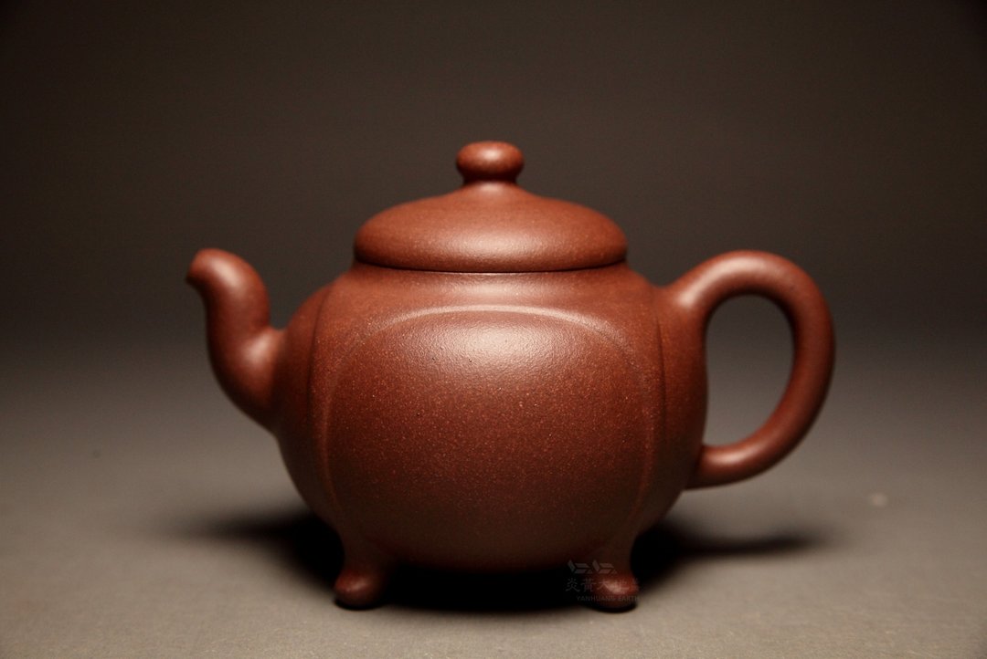 【鼎盛四方】炎黄大地艺术 龙山堂 四号深井底槽青 200cc - 茶具/茶杯 - 陶 咖啡色