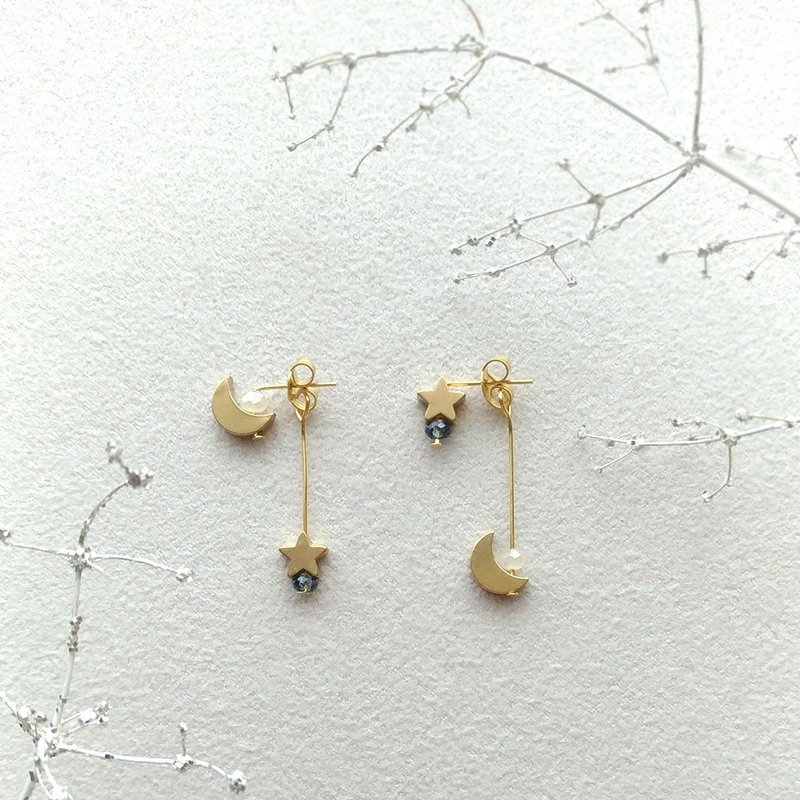 e057-太阳呢2-黄铜玻璃珠耳环 - 耳环/耳夹 - 铜/黄铜 金色