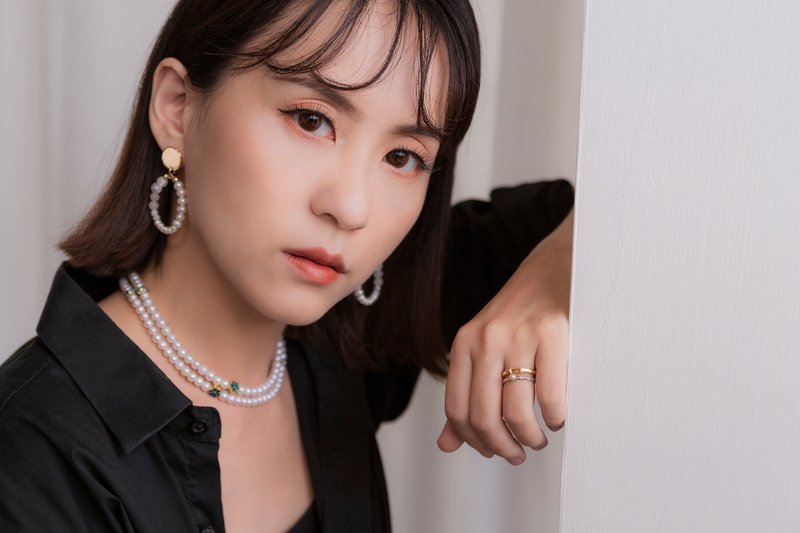 圣城 - 金色步道－珍珠水晶圈圈耳环_18K镀金 - 耳环/耳夹 - 珍珠 金色