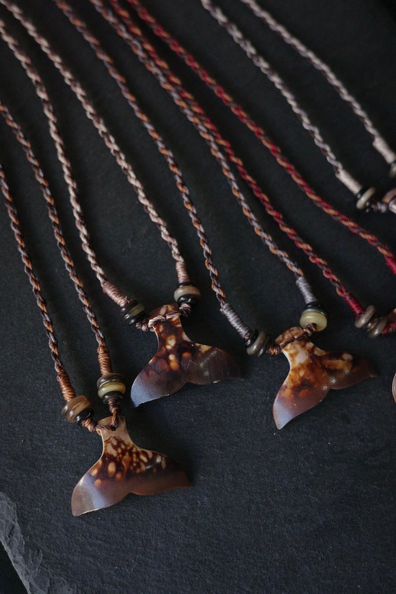 龟甲宝螺鲸鱼尾项链—秋冬美拉德特别版 - 项链 - 贝壳 