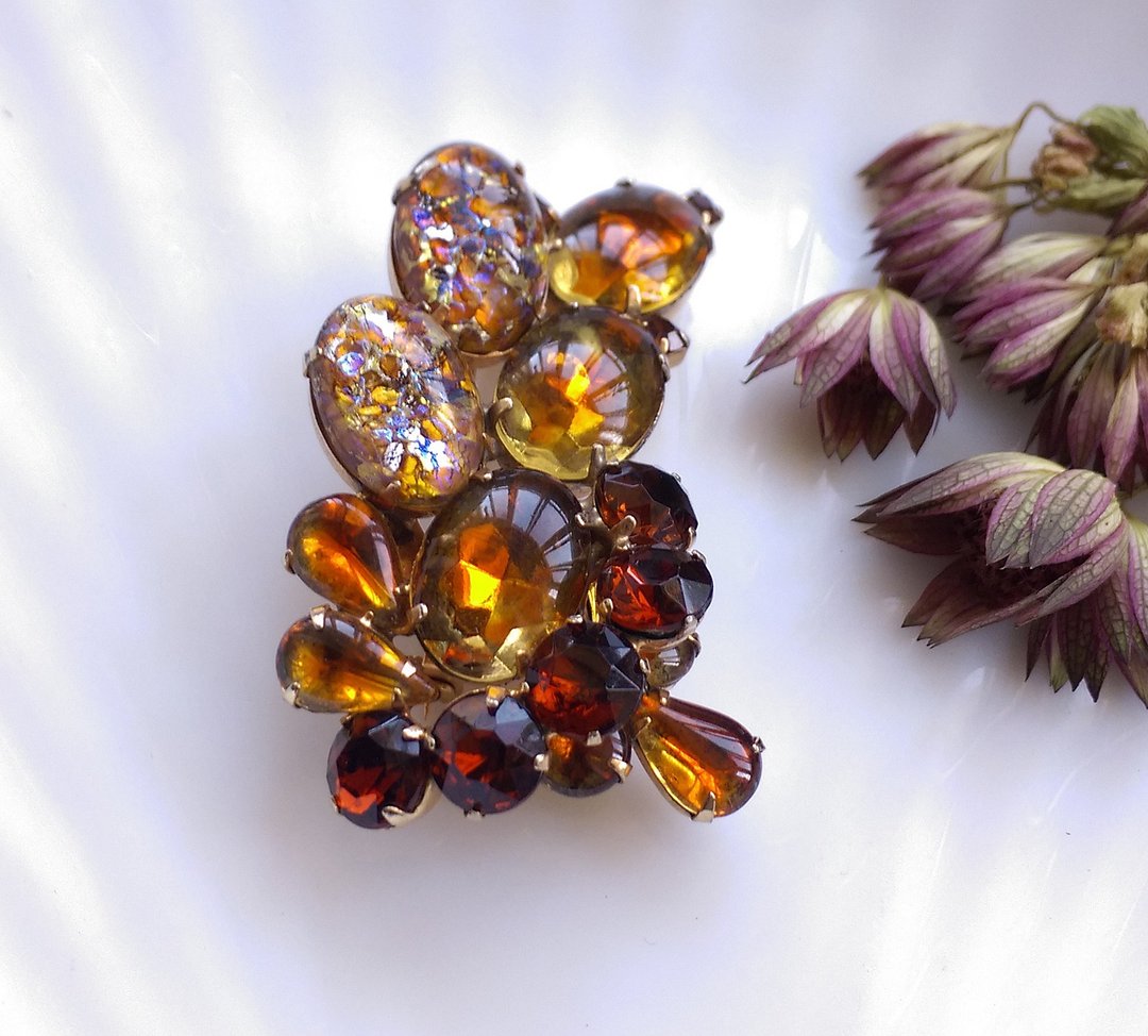 西洋古董饰品。D&E JULIANA 琥珀色调玻璃花叶 别针 - 徽章/别针 - 其他金属 金色