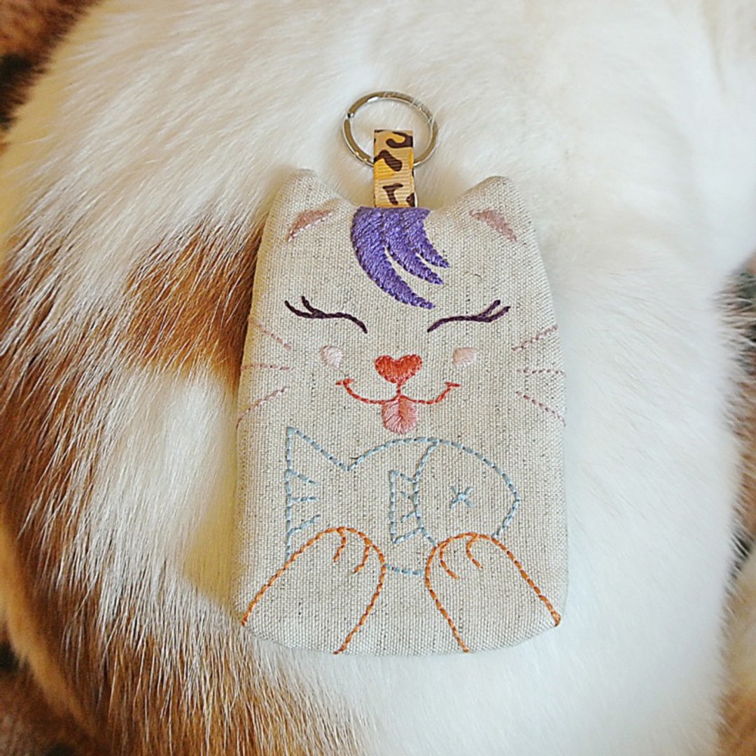 偷舔鱼的猫男孩_纯手工刺绣票卡套 - 证件套/卡套 - 棉．麻 蓝色