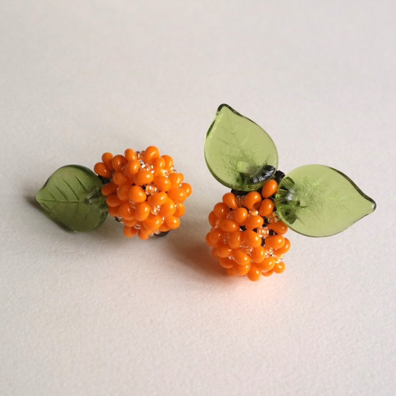 桂花耳环 秋 金木犀 花朵 橘色 米珠 精致 - 耳环/耳夹 - 玻璃 橘色