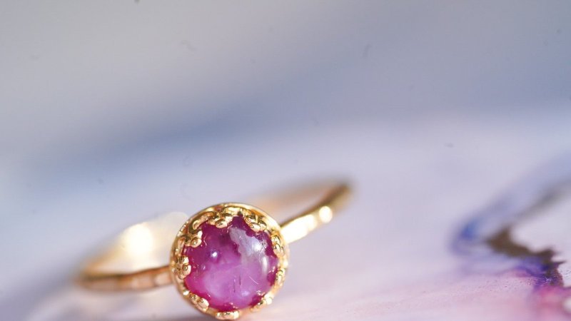 Star Ruby Fullmoon ring - 戒指 - 半宝石 粉红色