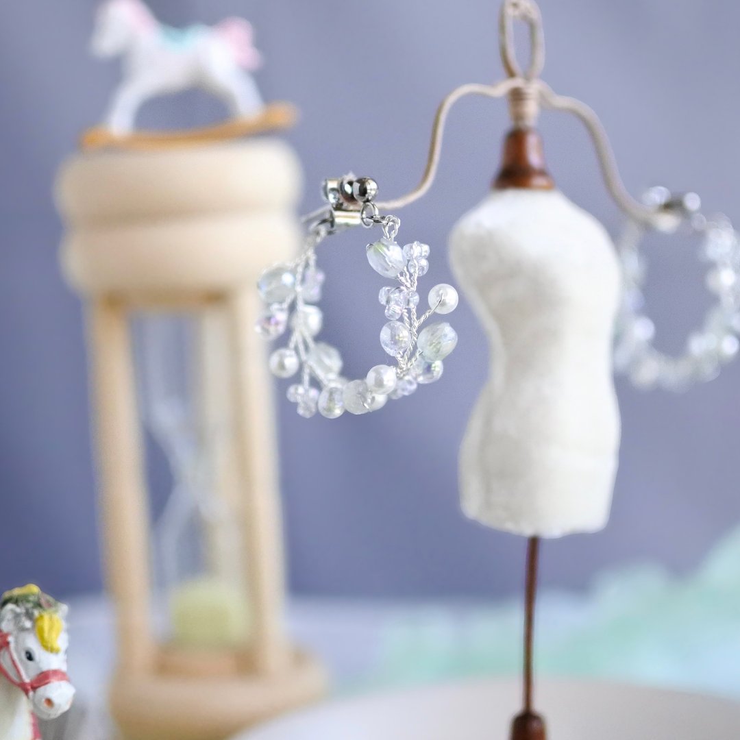 Soap Bubble Series– Yuwai - 耳环/耳夹 - 其他金属 蓝色