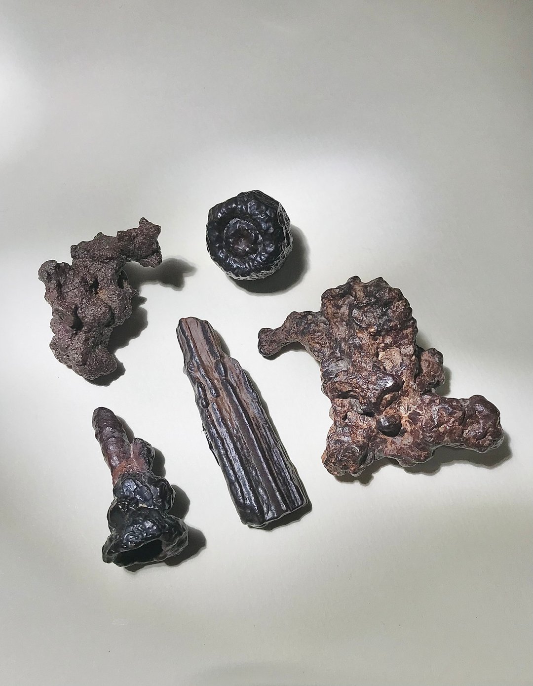 奇异黑金刚石 / 单颗 - 其他 - 石头 多色