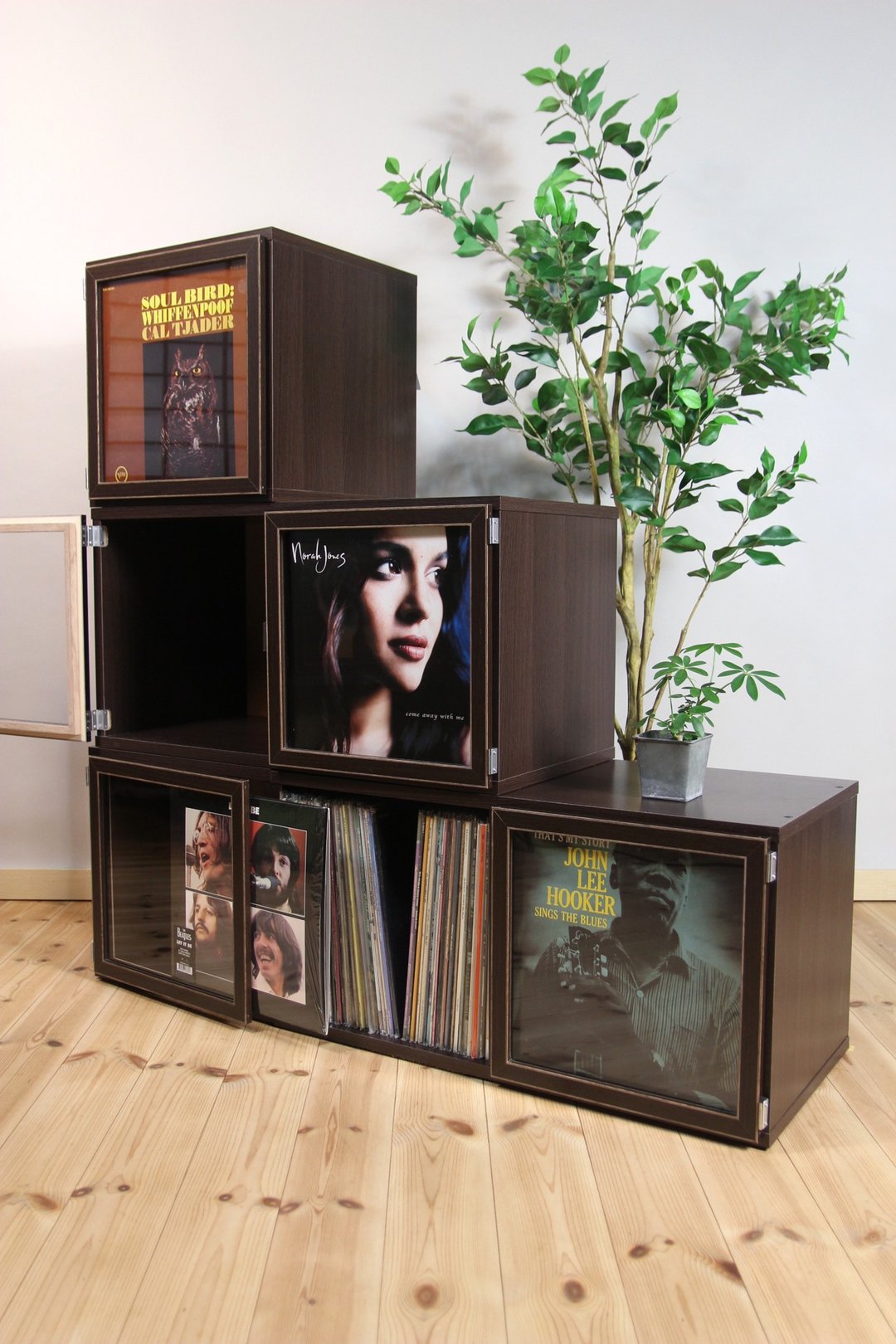 LP 框架和唱片存放胡桃木黑胡桃木** 时尚 1 箱柜架架子转盘支架 33rpm - 衣柜/鞋柜 - 木头 咖啡色