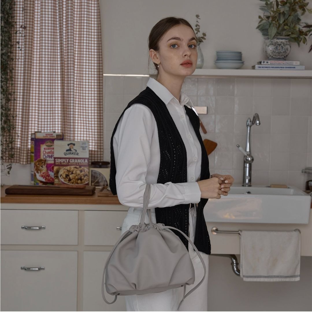 韩国LOTTIE BAG | 灰色 | 大容量 手袋 单肩包 - 侧背包/斜挎包 - 人造皮革 灰色