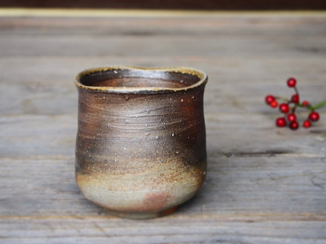 Bizen Yunomi (Large) 【Purple Round】 y6-010 - 茶具/茶杯 - 陶 咖啡色