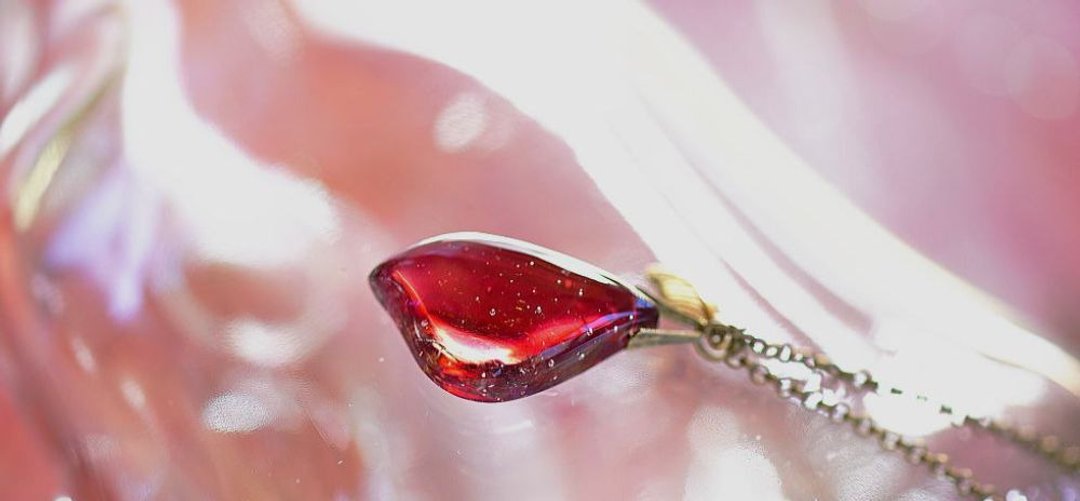 [Made to order] ROSE LIP GLOSS - 项链 - 玻璃 红色