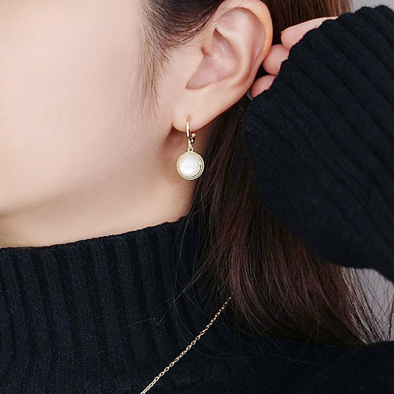 爱情 财运 x 贝壳 手作 饰品 18K金 白【漫步塞纳河畔】耳环 - 耳环/耳夹 - 宝石 