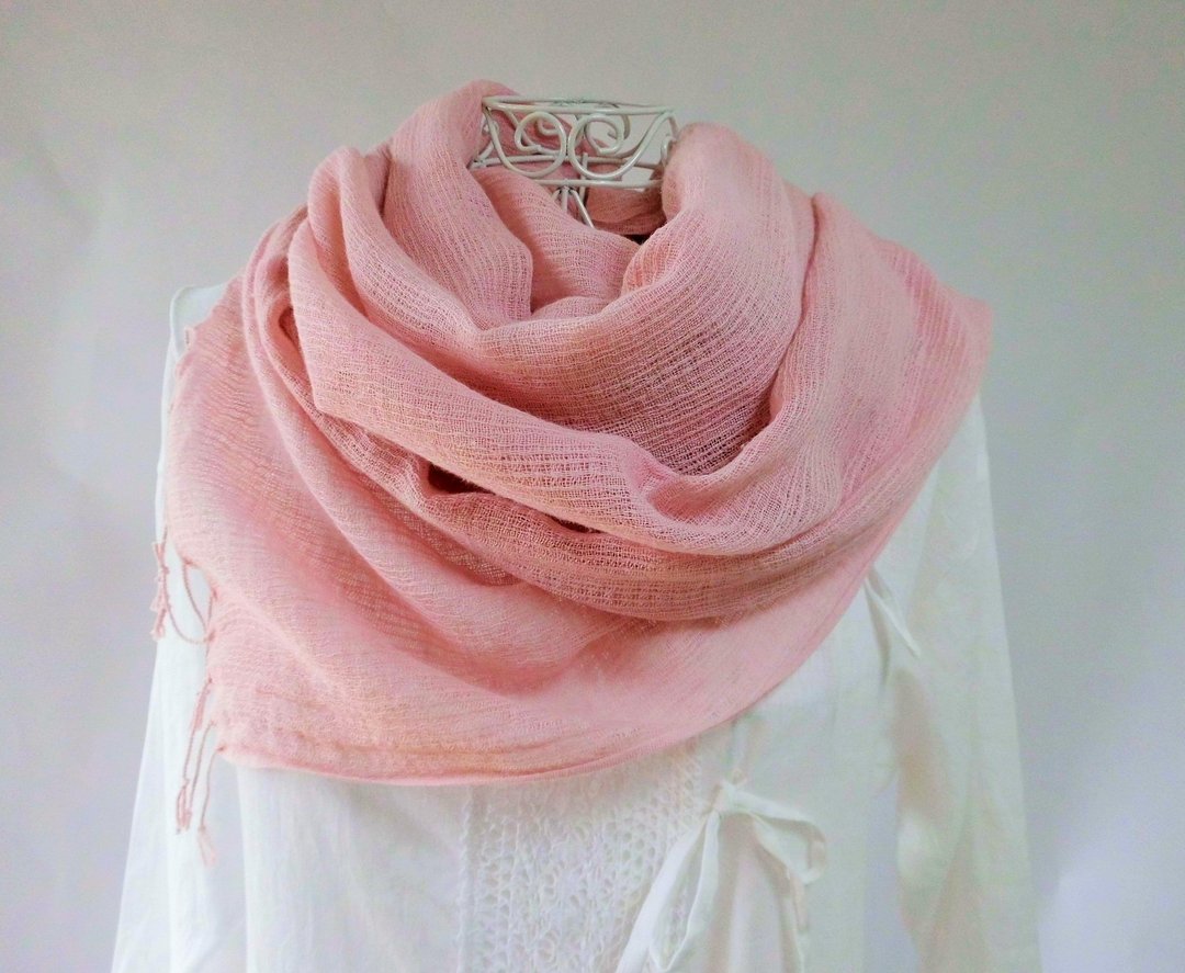 Plant dyeing, soft cotton, thin, large format, long stole, Akane_3 - 围巾/披肩 - 棉 粉红色