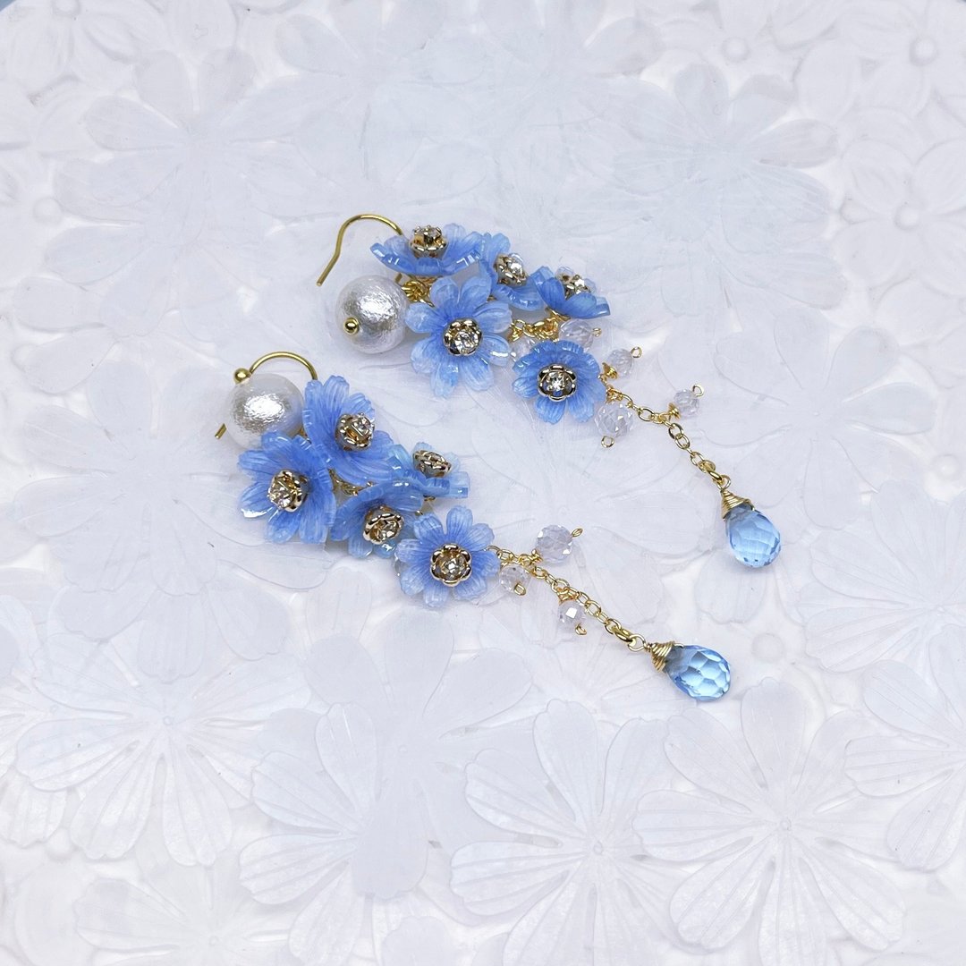 【微缩花房】蓝色雏菊。Daisy。水晶锆石/棉花珍珠/树脂耳环。 - 耳环/耳夹 - 树脂 蓝色