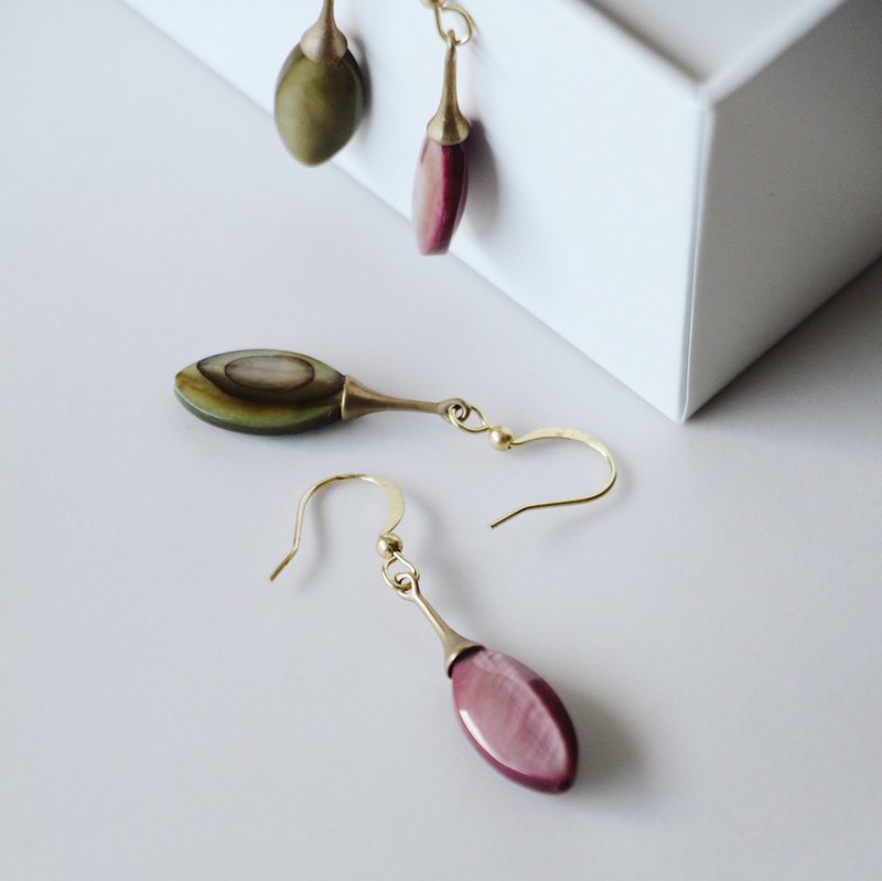 Febbi结晶彩贝耳环 - 耳环/耳夹 - 其他材质 多色