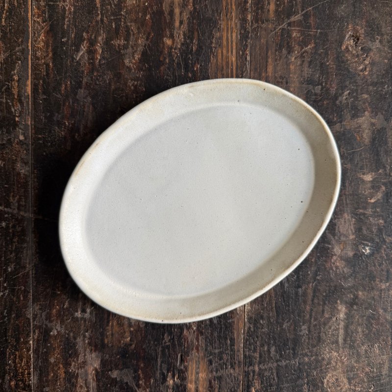 零Zero系列—胖胖椭圆盘 - 盘子/餐盘/盘架 - 陶 白色