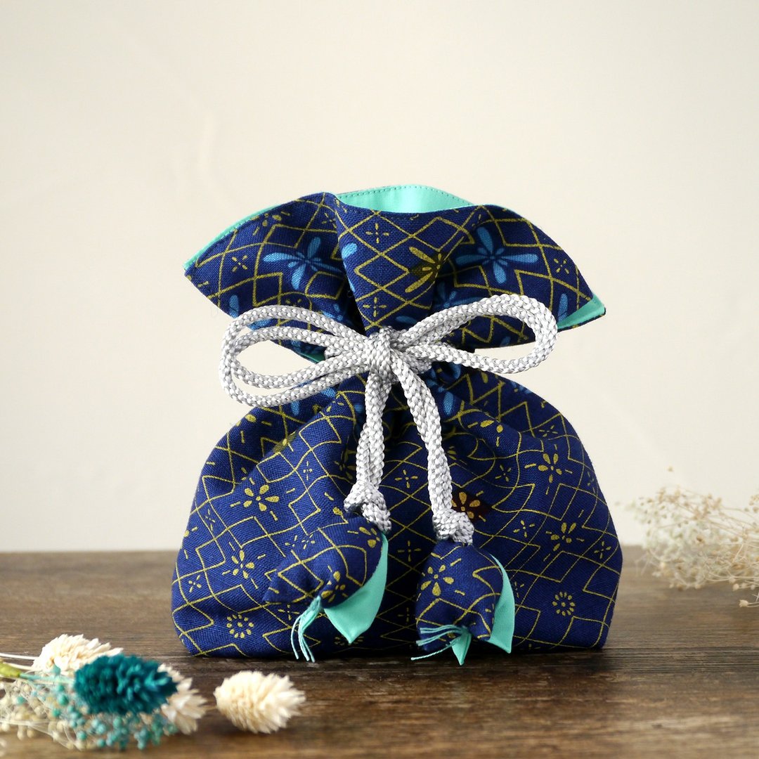 Kimono Drawstring Kikubun FUGURO calling for happiness - 化妆包/杂物包 - 棉 蓝色