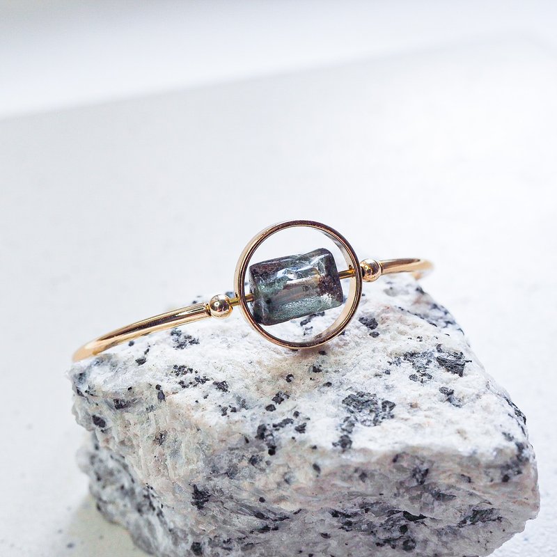 办公室日常   绿幽灵   不规则 原石  手镯 - 手链/手环 - 其他金属 绿色