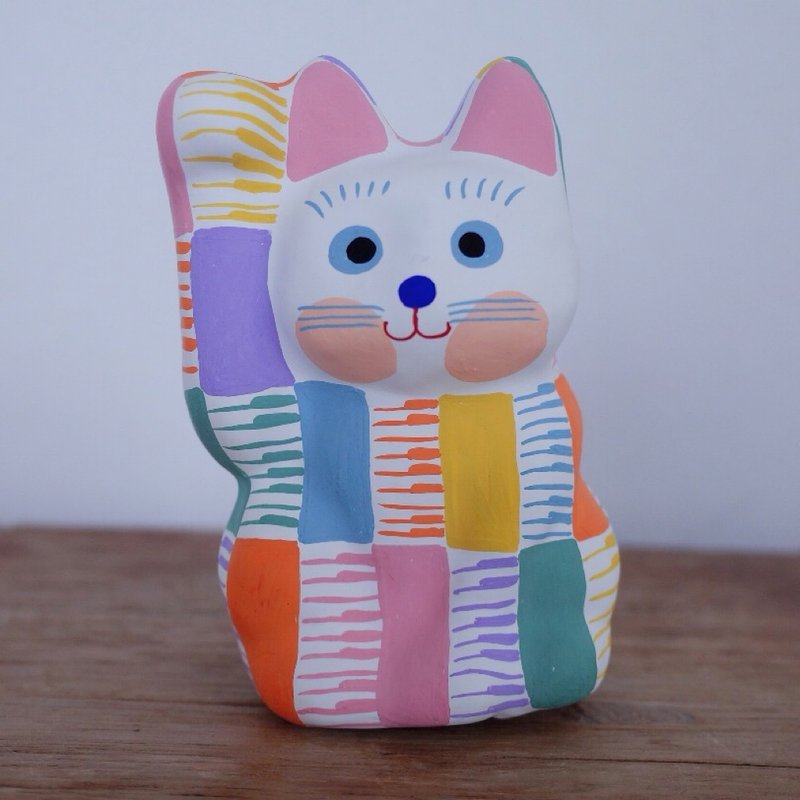 Lucky Cat Keyboard pattern right hand beckoning - 玩偶/公仔 - 纸 白色