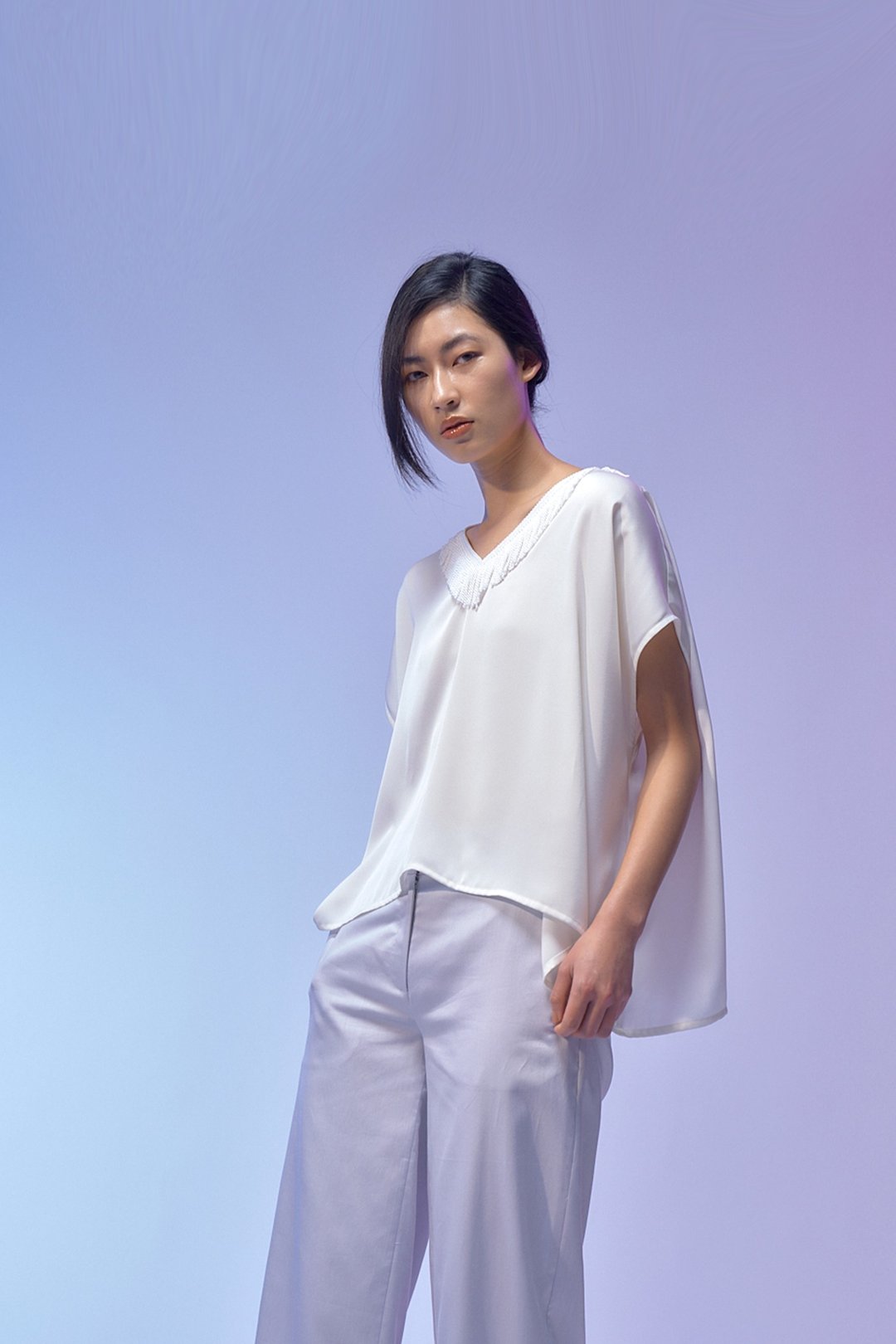 白流苏V领上衣 - 女装上衣 - 聚酯纤维 白色