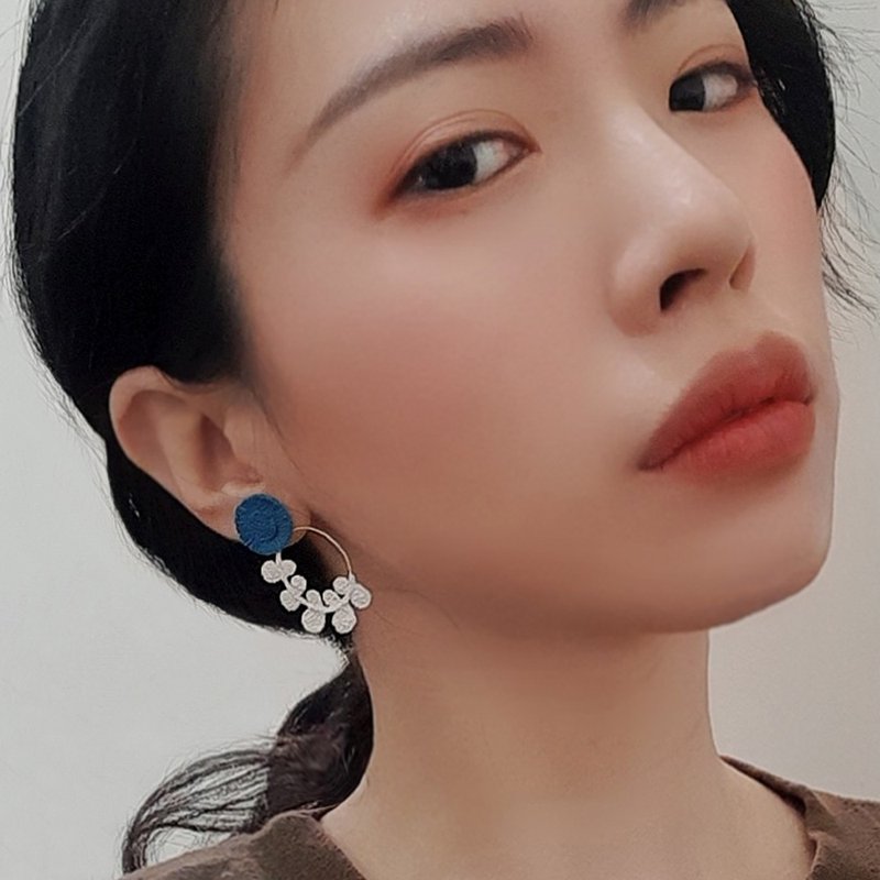 蔓 |  钢针耳饰 | 设计师永续珠宝款 | 饰不饰独创设计工作室 - 耳环/耳夹 - 不锈钢 金色