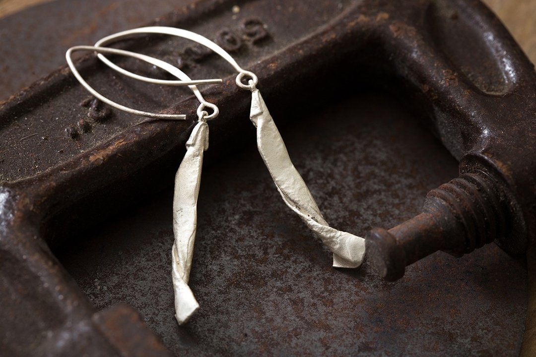 Origamini 小折学 手工钓鱼耳环 纯银 Fishing Earrings Silver - 耳环/耳夹 - 纯银 白色