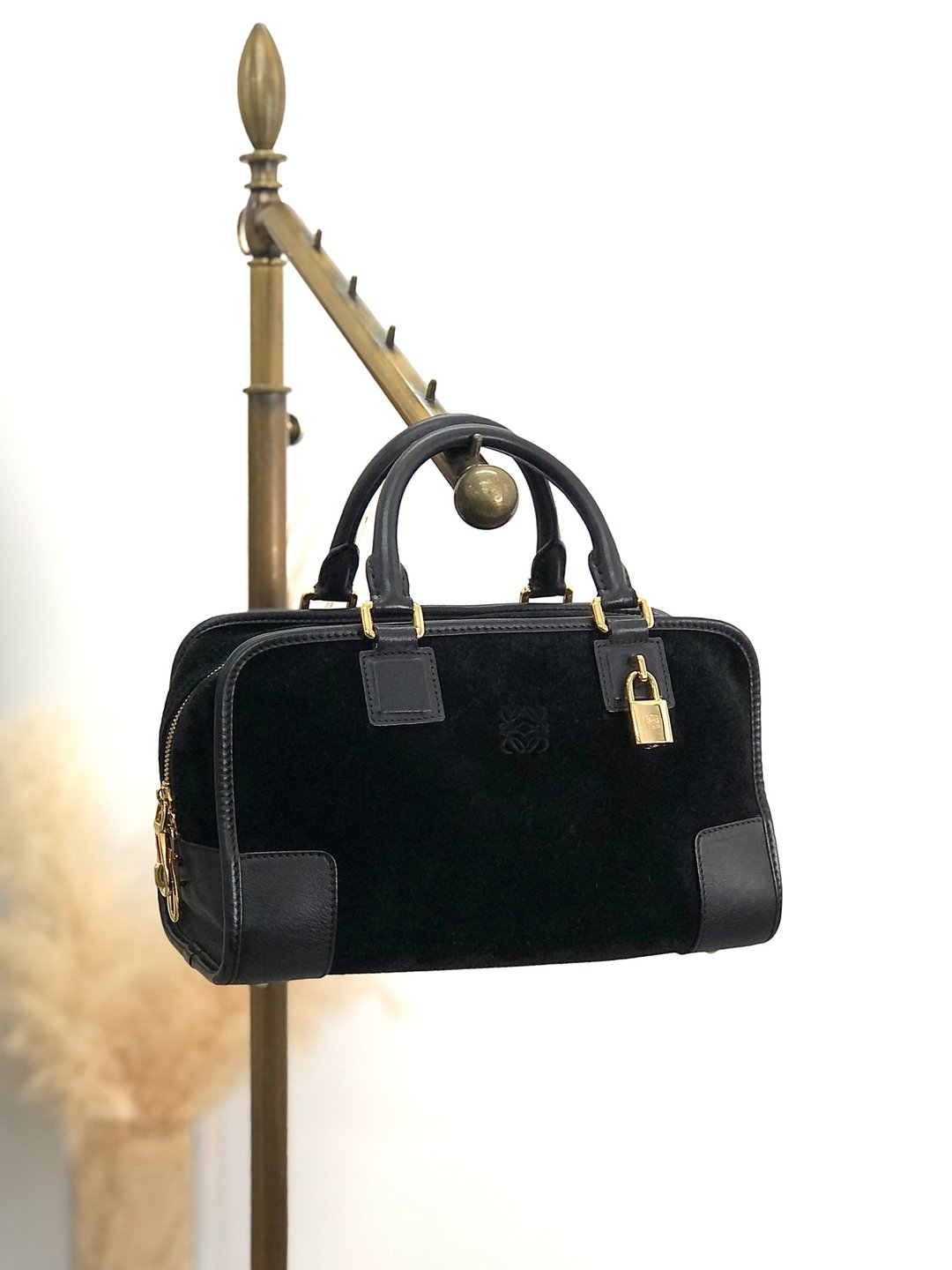 【日本直运，名牌二手包装】LOEWE Amazona 28 手袋黑字母麂皮迷你波士顿复古老skijmf - 手提包/手提袋 - 真皮 黑色