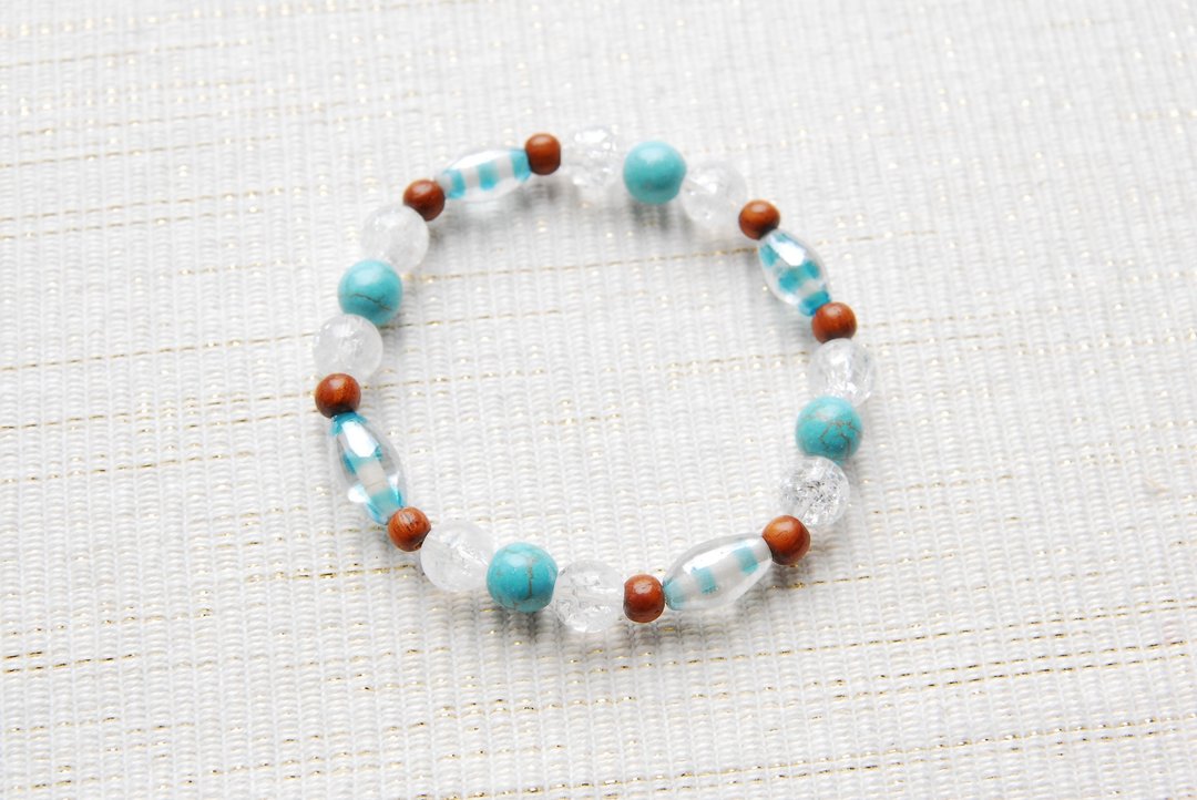 Striped indian bead bracelet light blue - 手链/手环 - 石头 蓝色