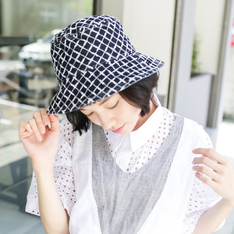 温柔双面渔夫帽系列 | 蓝色方格本 - 帽子 - 棉．麻 蓝色