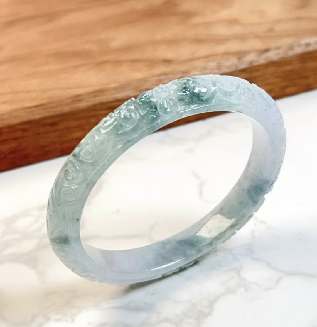 飘蓝花翡翠雕花贵妃镯 | 17围 | 天然缅甸玉翡翠A货 | 送礼 - 手链/手环 - 玉石 多色