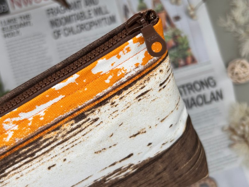 XL I 木纹收纳包 I 包中包 I 化妆包 I 收纳包 - 化妆包/杂物包 - 棉．麻 咖啡色