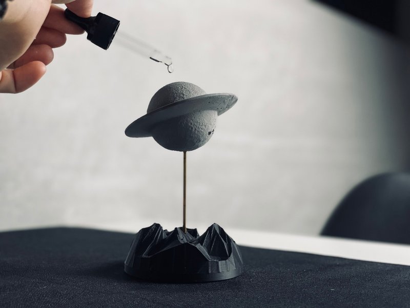 元宇宙Universe / 极黑星球 扩香石 香氛 送礼 圣诞节 圣诞礼盒 - 香薰/精油/线香 - 水泥 银色