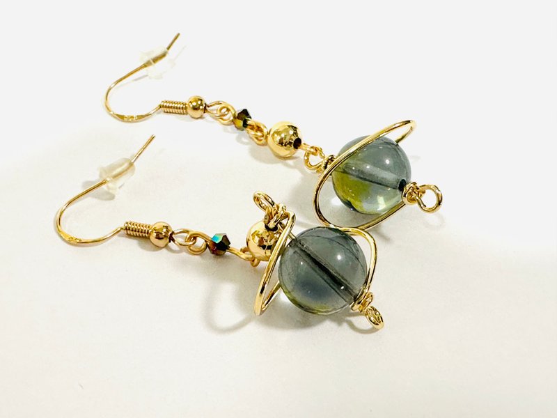 树脂行星耳环 - 耳环/耳夹 - 树脂 灰色