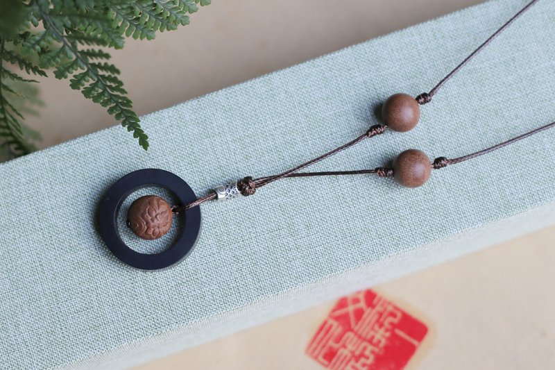 壹染指香品 | 天然和合香 | 麒麟香珠 纯银 紫光檀 | 一物一图 - 项链 - 植物．花 黑色