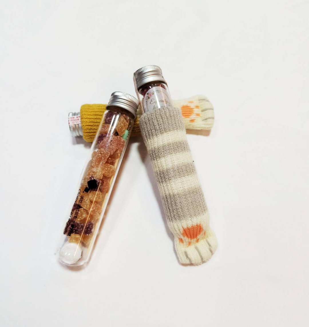 顷吃手工喜糖-毛衣试管法式软糖 36克 膳食纤维软糖/干果酱 - 零食/点心 - 新鲜食材 粉红色