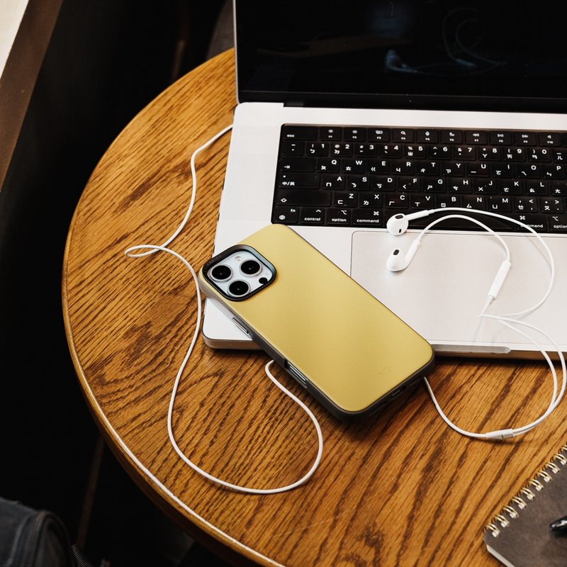 iPhone 16系列 Lyden Ds耐刮皮革磁吸手机壳-金丝雀黄/浅灰 - 手机壳/手机套 - 其他材质 黄色