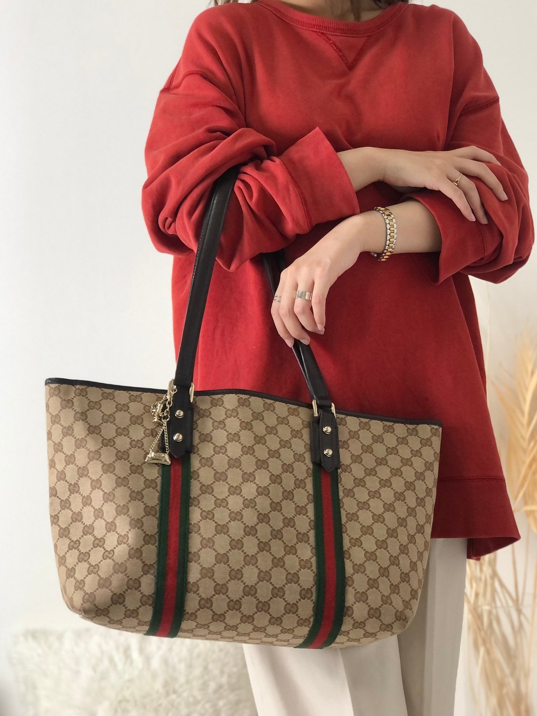 【日本直送，名牌二手包装】GUCCI GG图案雪莉线引导吊饰帆布单肩包托特包米色bvsyf4 - 手提包/手提袋 - 真皮 咖啡色