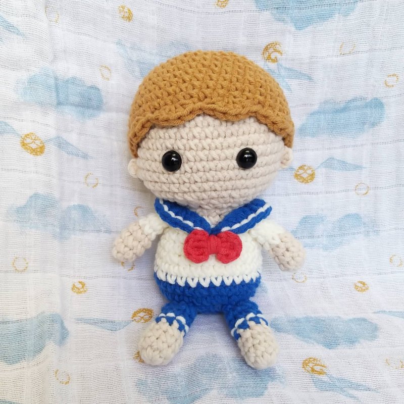 水手服囝囝公仔 手工钩织 - 玩偶/公仔 - 棉．麻 多色