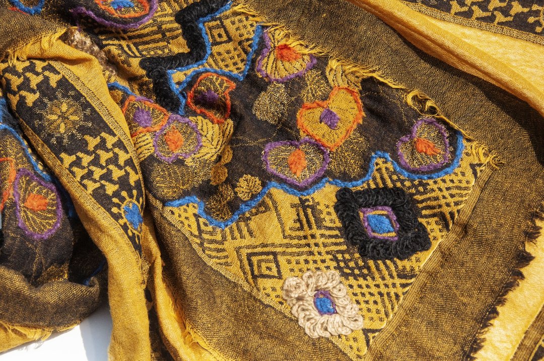 喀什米尔 Cashmere/水煮羊毛披肩/针织围巾/刺绣围巾/羊绒披巾 - 花 - 围巾/披肩 - 羊毛 多色