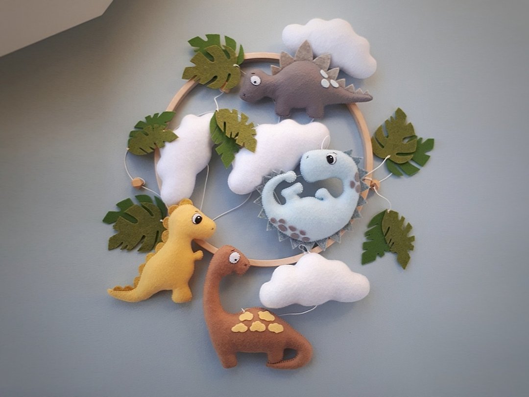 Dinosaur mobile baby nursery decor, crib mobile, baby shower gift, newborn gift - 玩具/玩偶 - 环保材料 多色