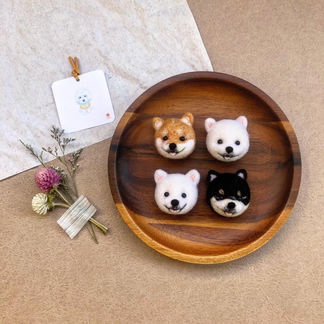 柴犬羊毛毡吊饰 - 钥匙链/钥匙包 - 羊毛 咖啡色