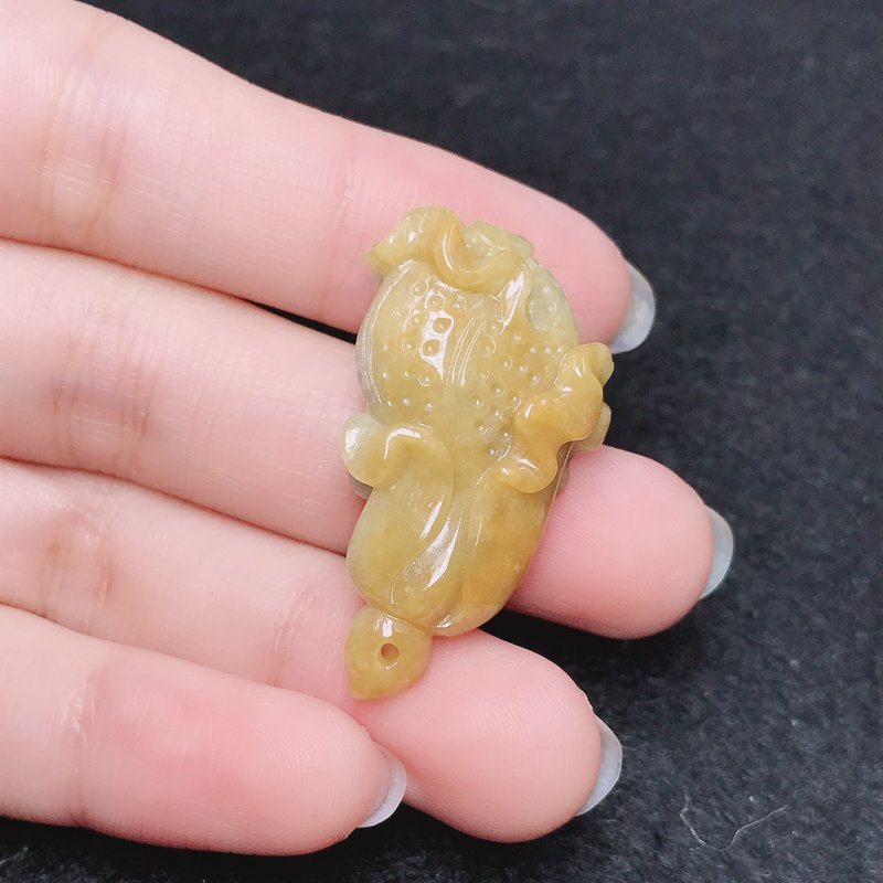 飘黄翡翠巧雕白菜 | 天然缅甸A货翡翠 | 送礼 - 吊饰 - 玉石 多色
