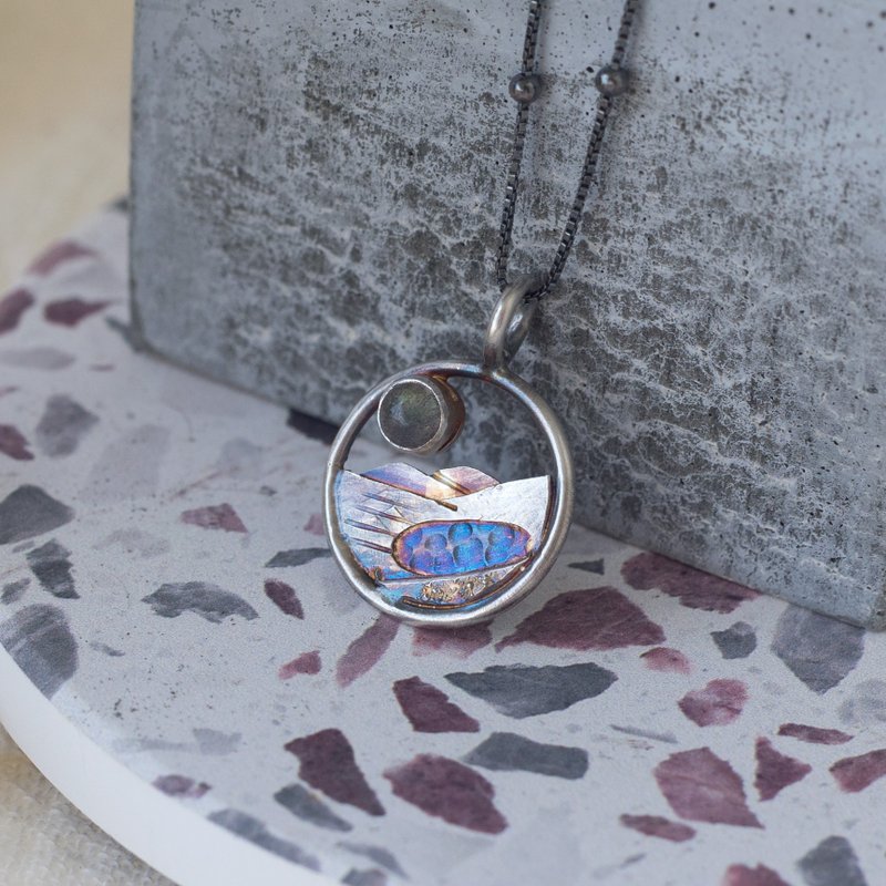 原创台湾百岳【嘉明湖】925纯银彩染手工项链拉长石 - 项链 - 纯银 