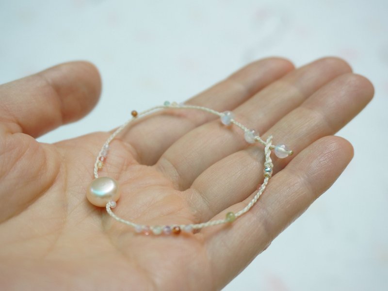 | MC | 天然淡水珍珠 彩虹手鏈  蠟線編織 - 手链/手环 - 珍珠 