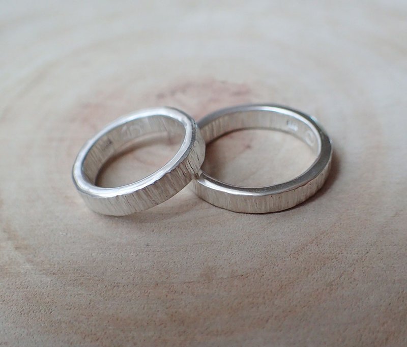 手工锻敲 纯银戒指 - 戒指 - 纯银 银色